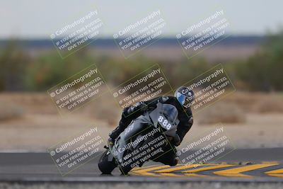 media/Sep-11-2022-SoCal Trackdays (Sun) [[81b7e951af]]/Turn 7 (1145am)/